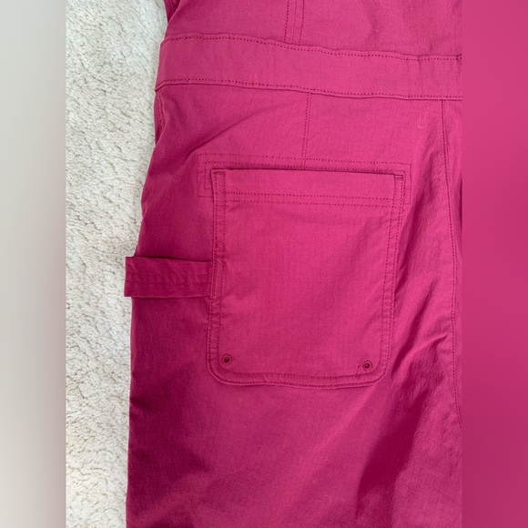 Duluth Women’s Size Medium Heirloom Gardening 7" Short Coveralls - Picture 10 of 15